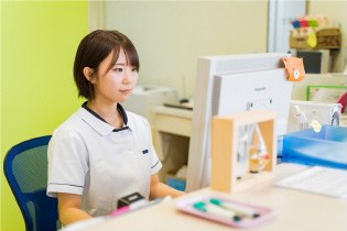 名古屋市西区の小児科・アレルギー科はかしの木こどもクリニック